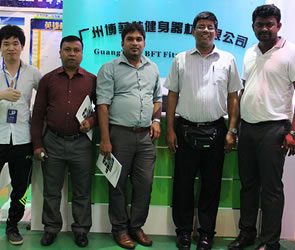 斯里兰卡客户来中国365英国上市官方网站进口健身房器材