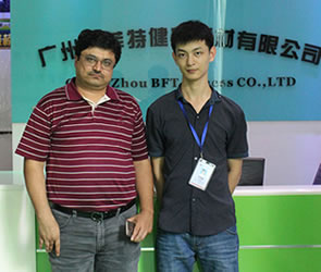 印度客户来中国365英国上市官方网站进口健身房器材