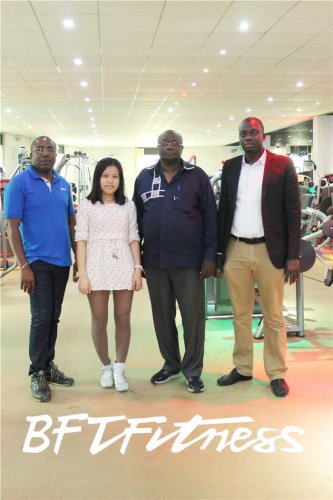 布基纳法索客户来365英国上市官方网站进口健身器材