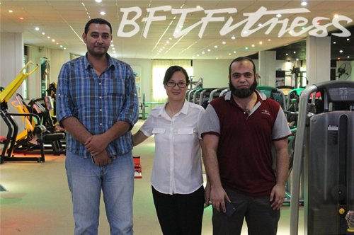 北非的埃及客户来英国上市公司官网365购买健身房器材