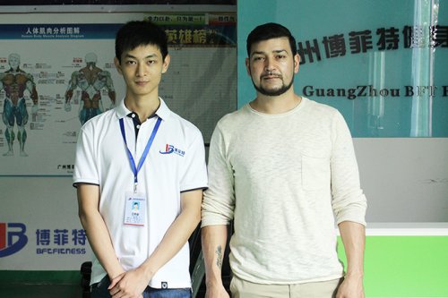 英国客户来我们英国上市公司官网365进口健身房器材