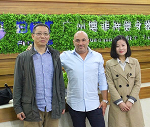 健身器械出口到美国 英国上市公司官网365商用健身房器材厂家批发