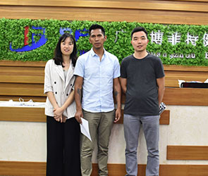 玻利维亚客户进口中国英国上市公司官网365品牌健身器材