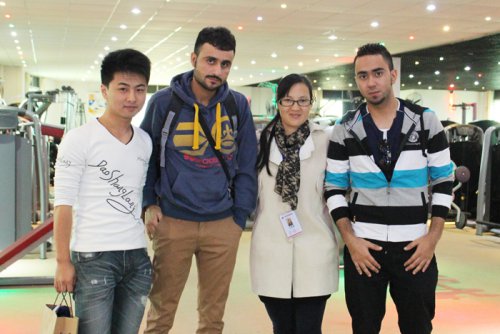 阿曼客户成功合作合影