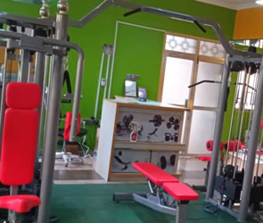 英国上市公司官网365坦桑尼亚客户健身房案例图片