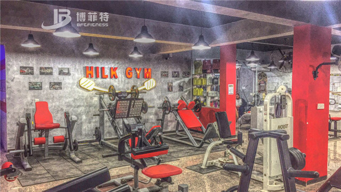 伊拉克客户的健身房图片 英国上市公司官网365健身器材案例