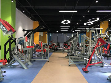 英国上市公司官网365健身器材公司展厅实拍图片7